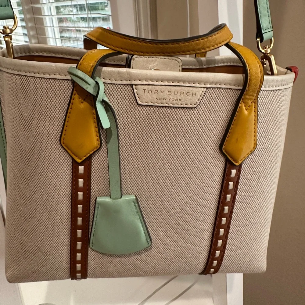 Tory Burch Cream Shoulder Bag with Colorful Accents - Picture 2 of 6